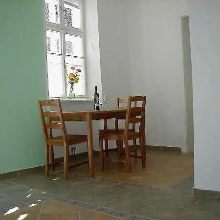 Muzeum Lesna:penzion A Camping Guest house *
